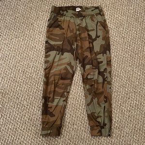 Levi’s Camouflage Joggers